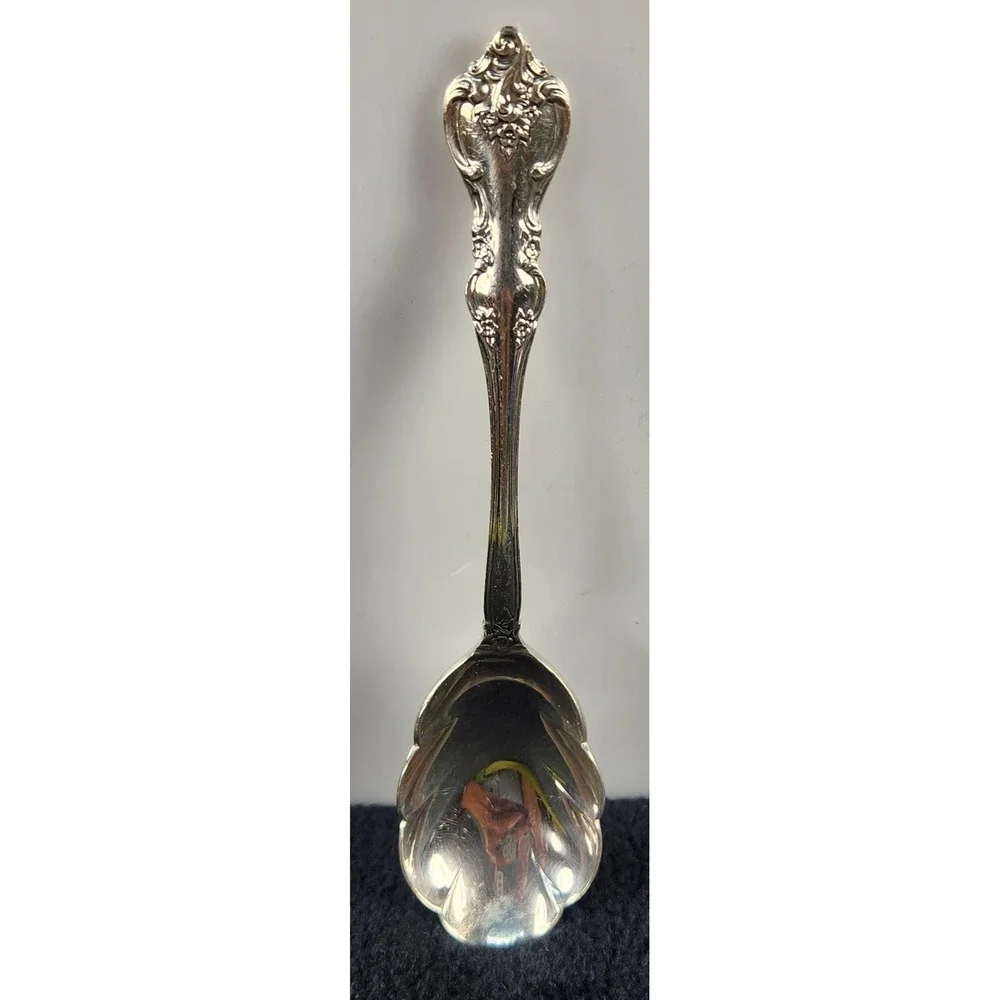 Vintage Internation Deep Silver  Scalloped Sugar Spoon Silverplated